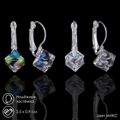 Серьги со стразами