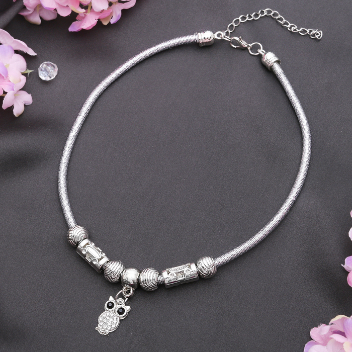 Кулон на декоративной основе "Марджери" сова, цвет серебро, 35см