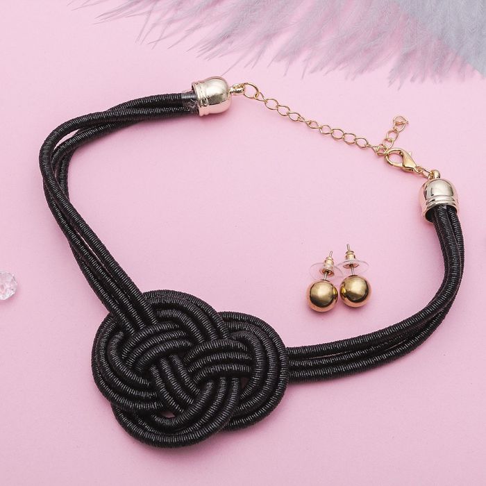 Набор 2 предмета: серьги, чокер "Анабель" узел, цвет чёрно-золотой