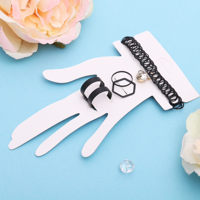 Набор 4 предмета: чокер, 3 кольца: "Джесси" с подвеской, цвет чёрный