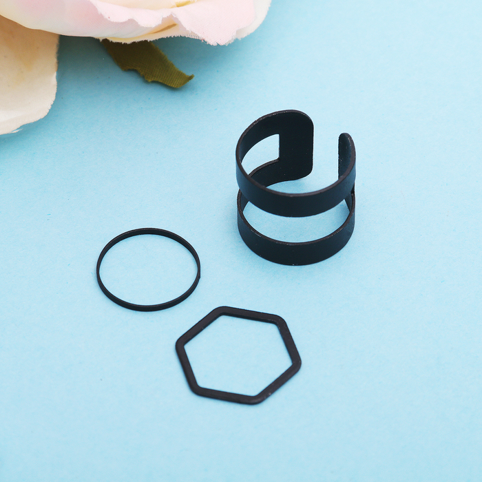 Набор 4 предмета: чокер, 3 кольца: "Джесси" с подвеской, цвет чёрный