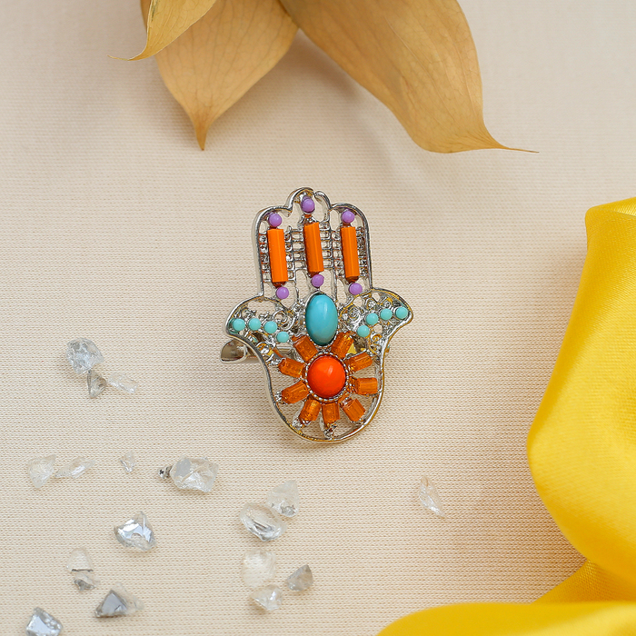 Брошь "Рука Хамса", цвет МИКС в серебре