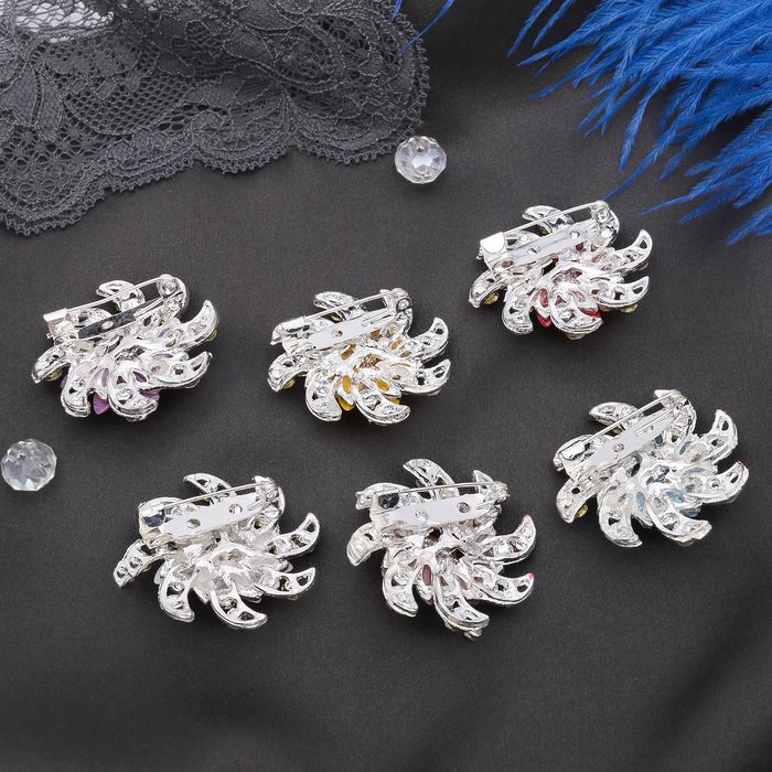 Брошь "Ассорти" цветок бумеранг, цвет МИКС