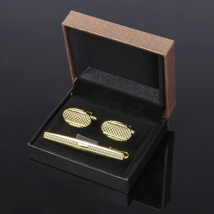 Набор мужской "Запонки + зажим для галстука" овал с резьбой, цвет чёрный в золоте