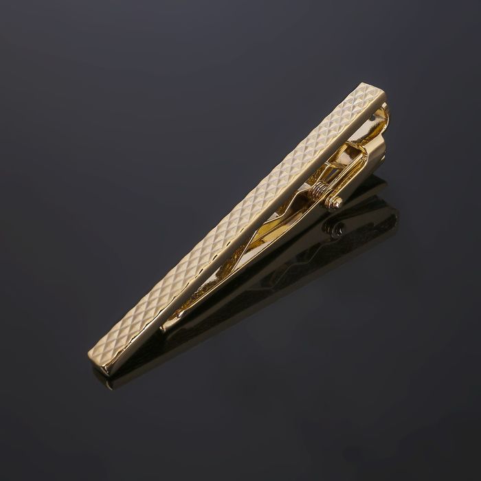 Зажим для галстука стальной "Классический" резной, цвет золотой