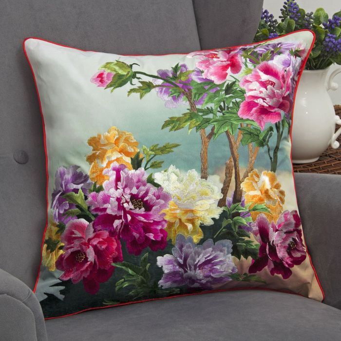 Наволочка декоративная с ручной вышивкой "Этель" Даволи 46*46 см