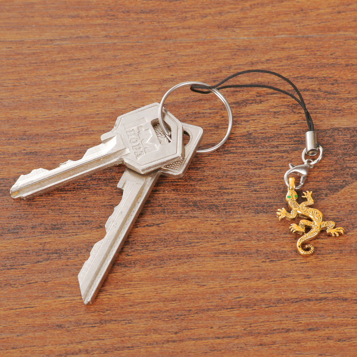 Открытка с подвеской "Урал" (ящерка), 8 х 11 см