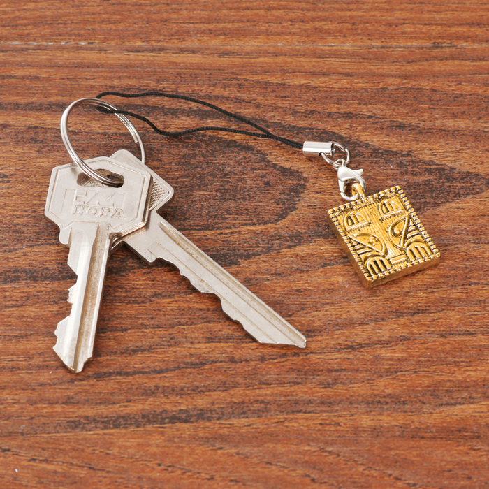 Открытка с подвеской «Пермь. Мишка в жертвенной позе»