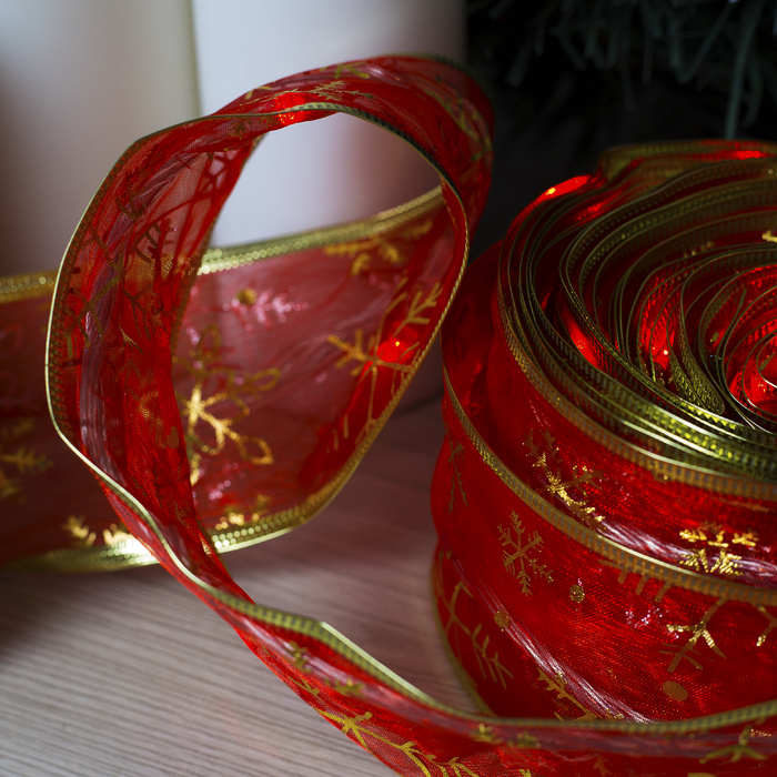 НИТЬ Лента "Снежинки золотистые" 9 м, ширина 6 см, LED-72-220V, кон. 8 р. КРАСНЫЙ