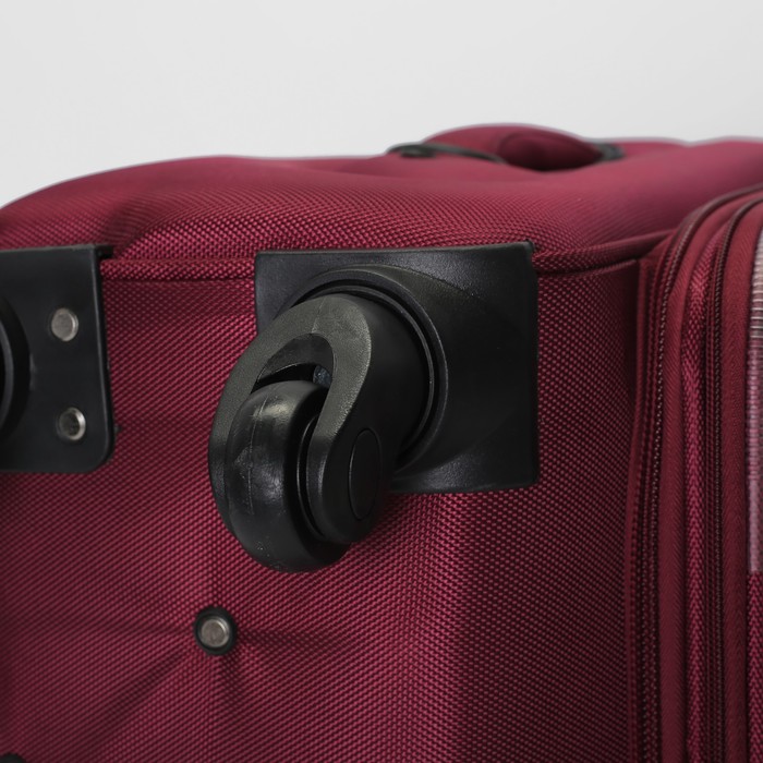 Чемодан средний с расширением, 24", 64 л, 1 отдел, 2 наружных кармана, 4 колеса, кодовый замок, цвет красный