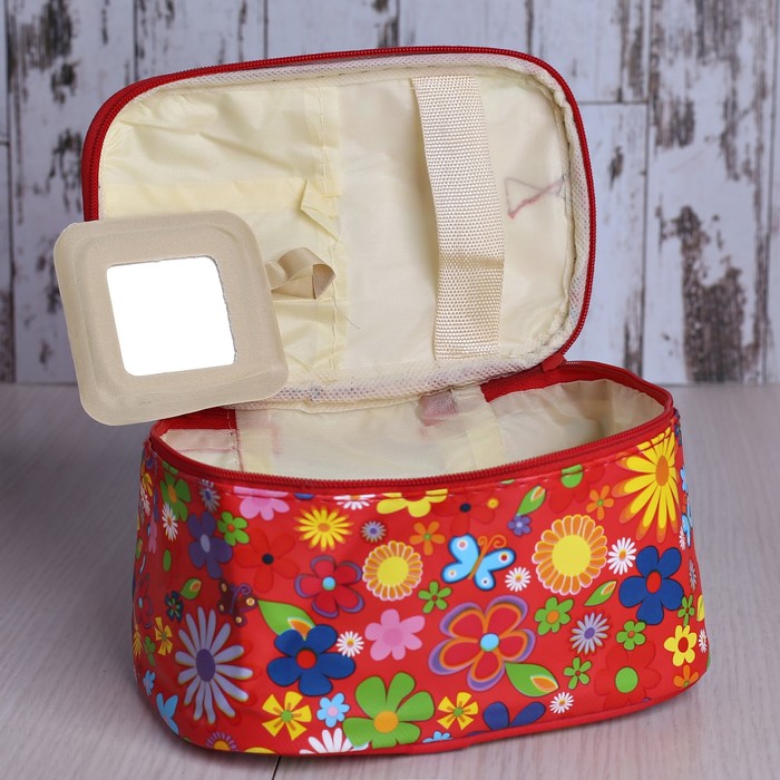 Косметичка-сундук «Лютики», отдел на молнии, цвет красный