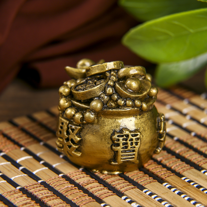 Нэцкэ полистоун "Мешок со слитками золота" бронза 3х3,5х3,5 см