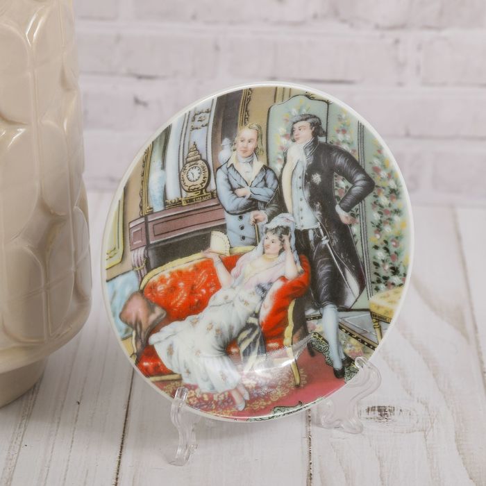 Тарелка декоративная керамика "Придворные дамы" МИКС 2х10х10 см