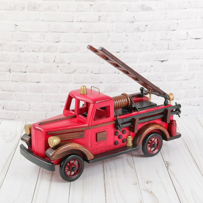 Сувенир дерево "Ретро. Пожарная машина" 15х30,3х11,6 см