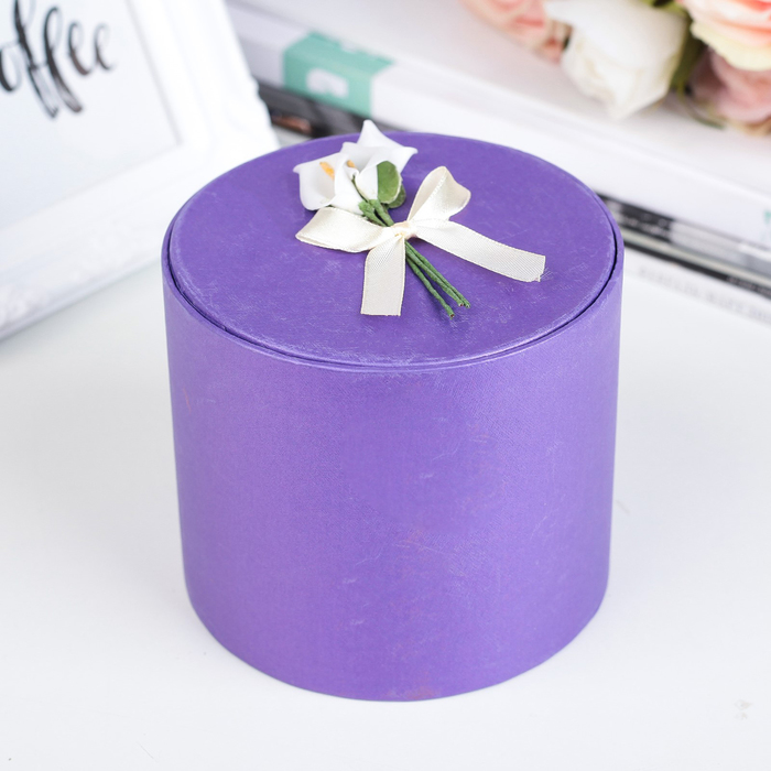 Коробка подарочная, цвет фиолетовый, 10 х 10 х 10 см