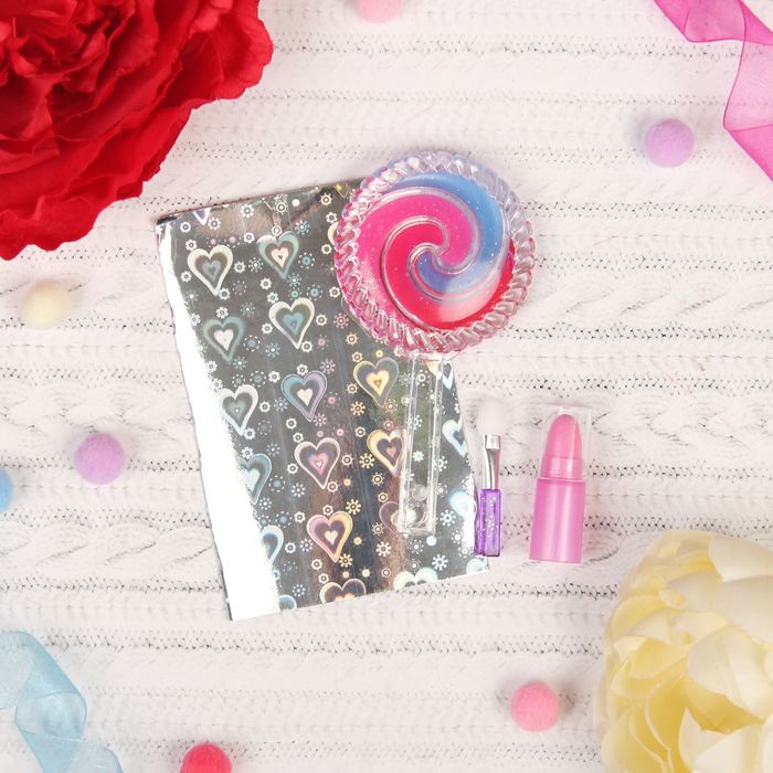 Набор косметики для девочки "Леденец" помада 0,8 гр, блеск для губ 2,8 гр + аппликатор