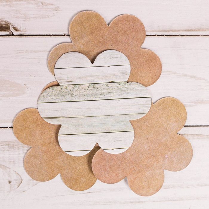 Коробка для кондитерских изделий «Кому‒то очень хорошему», 12 х 12 х 3,5 см