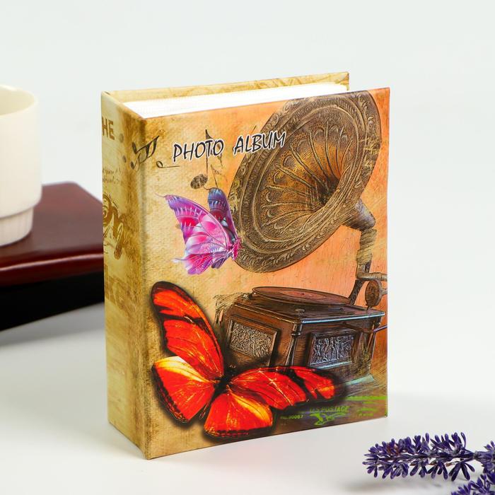 Фотоальбом на 96 фото 10х15 см "Винтажный граммофон" 17х12,7х5,5 см