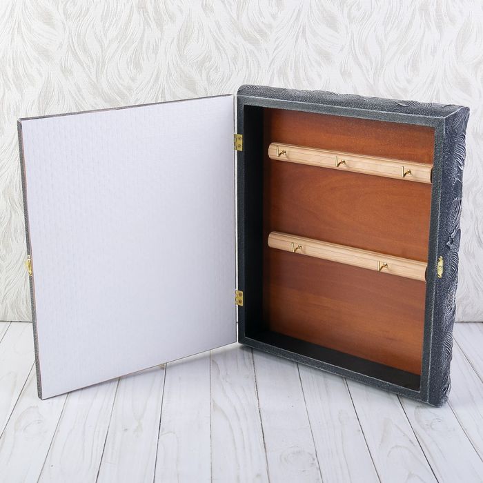 Ключница "Мост" 29х34 см