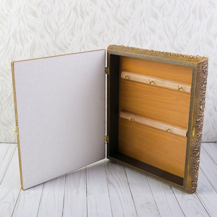 Ключница "Тропинка" 29х34 см