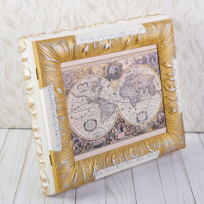 Ключница "Глобусы" 29х34 см