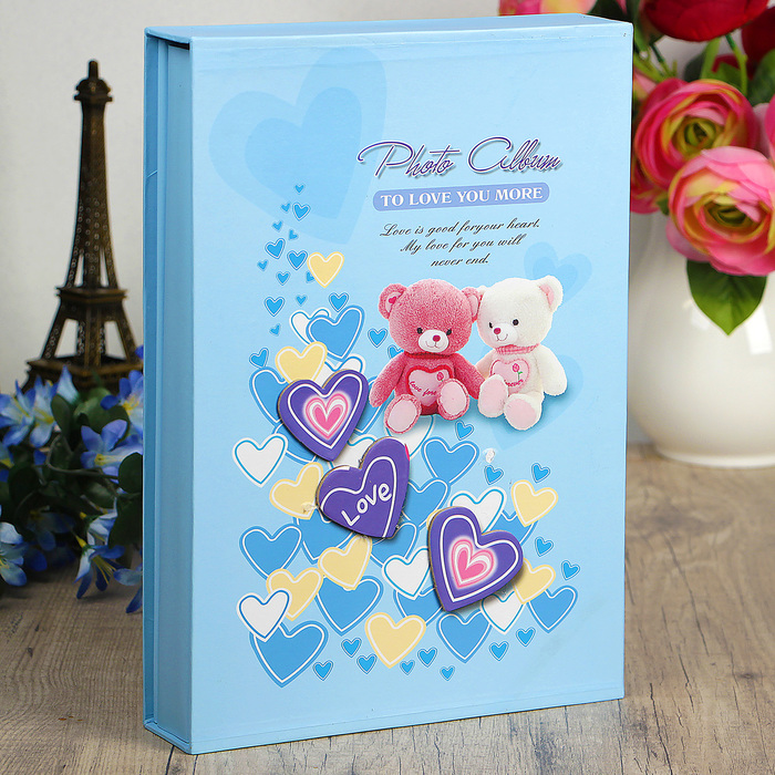 Фотоальбом на 300 фото 13х18 см "Мишки и сердечки" в коробке МИКС 33,5х23,5х5 см
