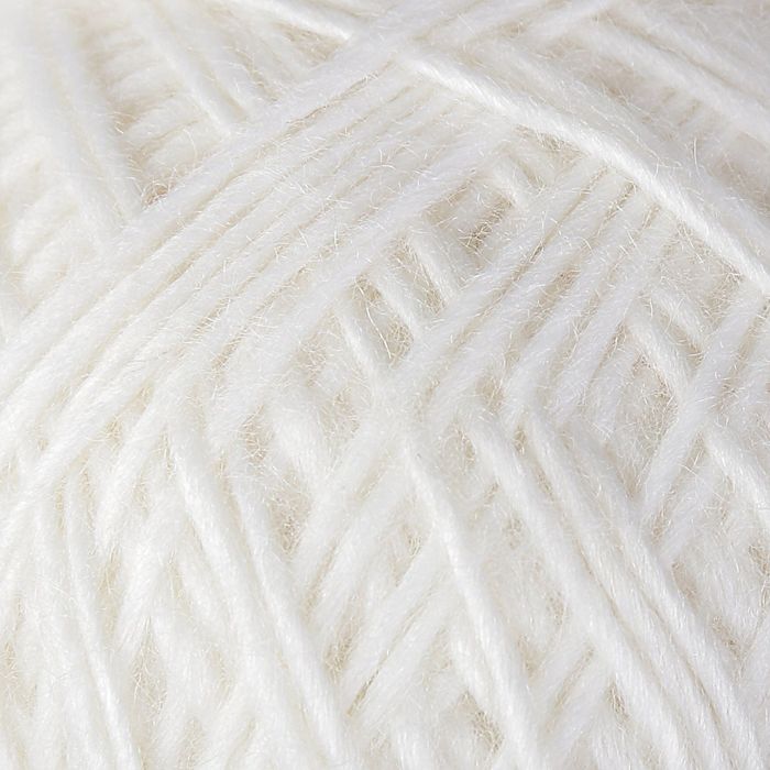 Пряжа "Дивная" 50% шерсть, 50% ПАН  260м/100гр (Снежок)