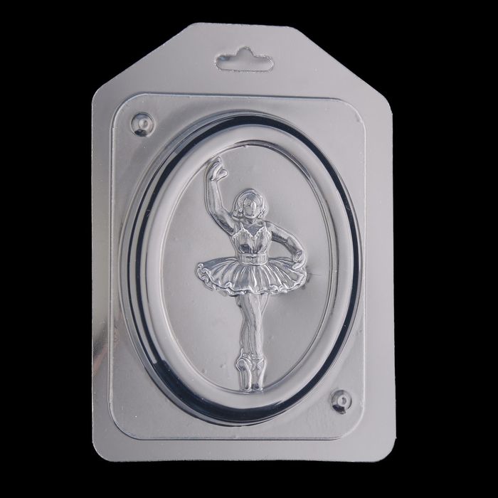 Пластиковая форма для мыла "Балерина-2" 10,5х8 см