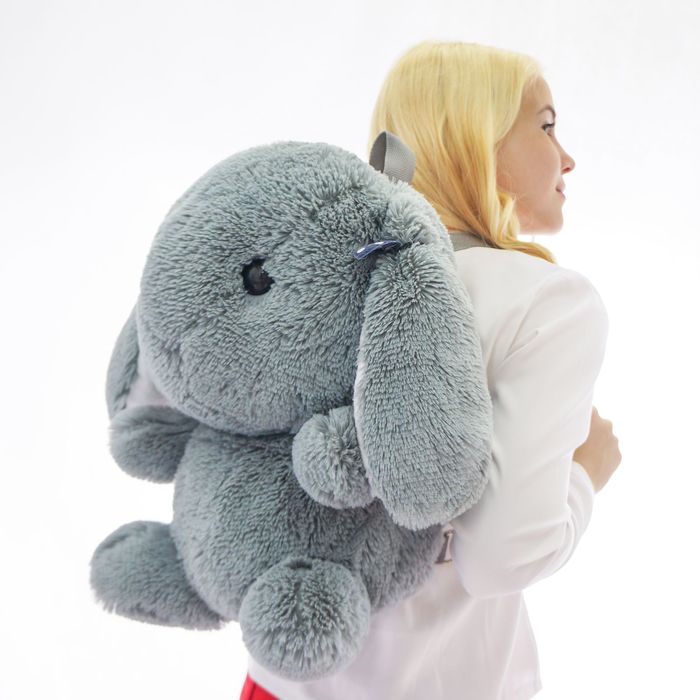 Мягкая игрушка-рюкзак "Зайчик Банни", цвет дымчатый, 40 см