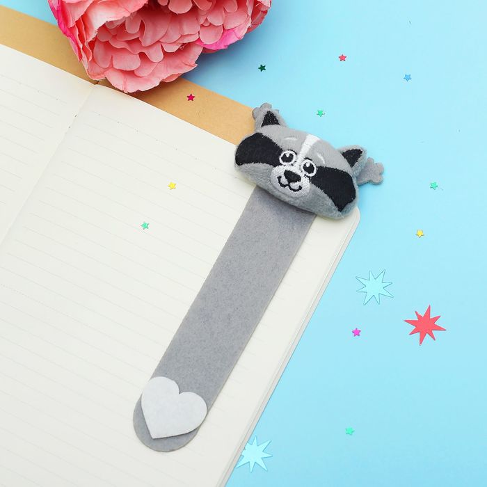 Мягкая игрушка-закладка "Енотик"