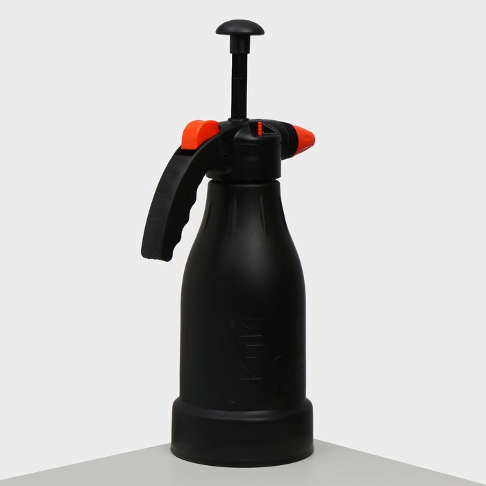 Опрыскиватель помповый ОП-230, 2 л, «Жук»