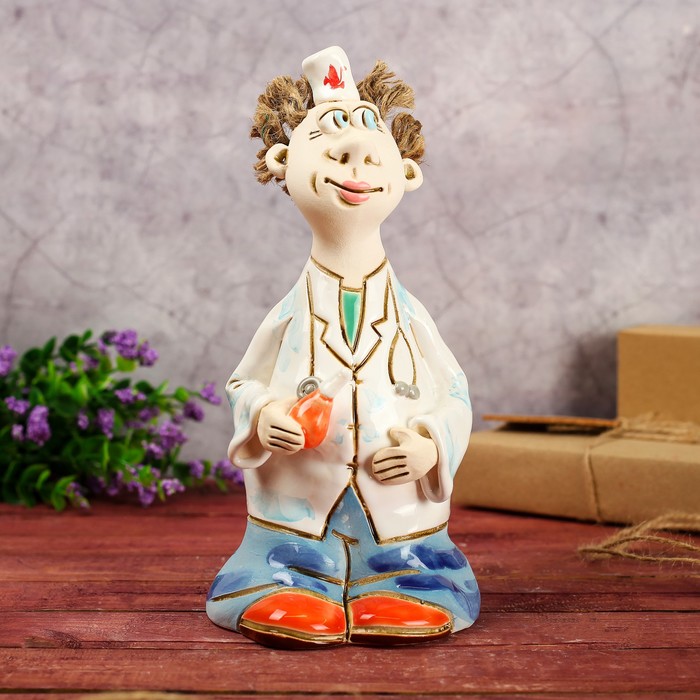 Статуэтка "Врач", микс