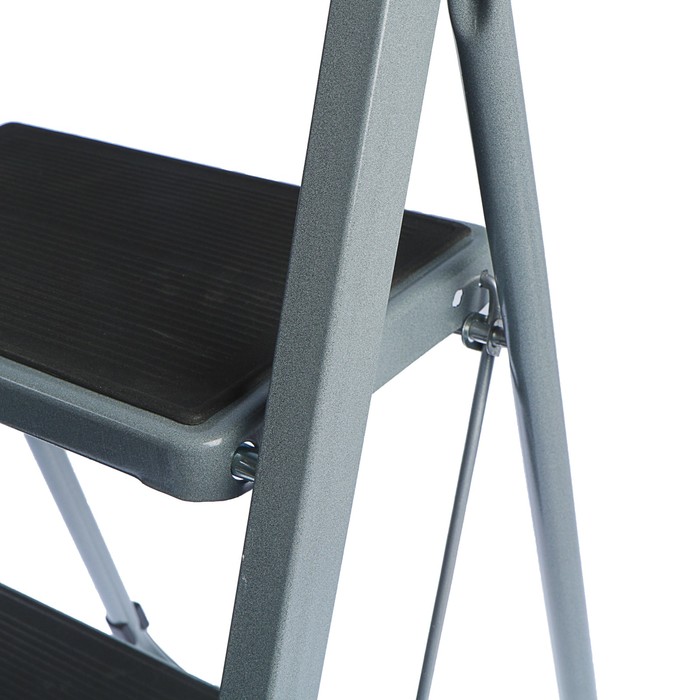 Стремянка ZALGER, с противоскользящими ковриками, высота до рабочей площадки 46см, 2 ступени