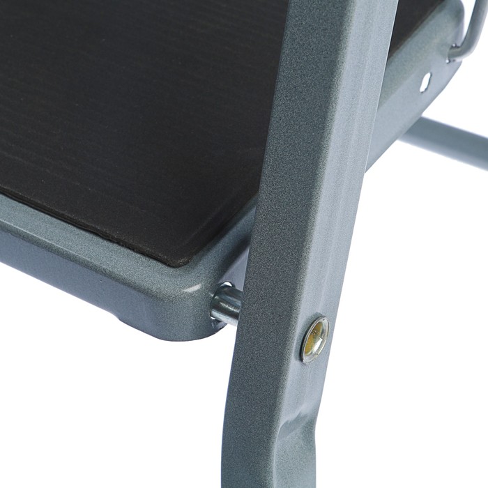 Стремянка ZALGER, с противоскользящими ковриками, высота до рабочей площадки 46см, 2 ступени