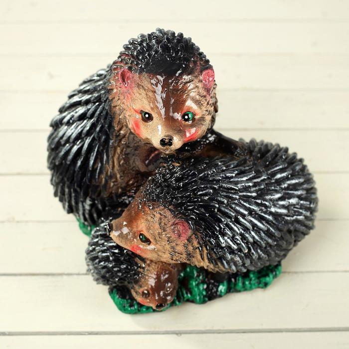 Садовая фигура "Ежики семья" средняя