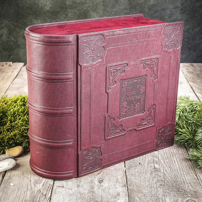 Книга-бар деревянный "In vino veritas" алый (нат.кожа) хруст.штоф+6 рюмок 30,5х27,5см