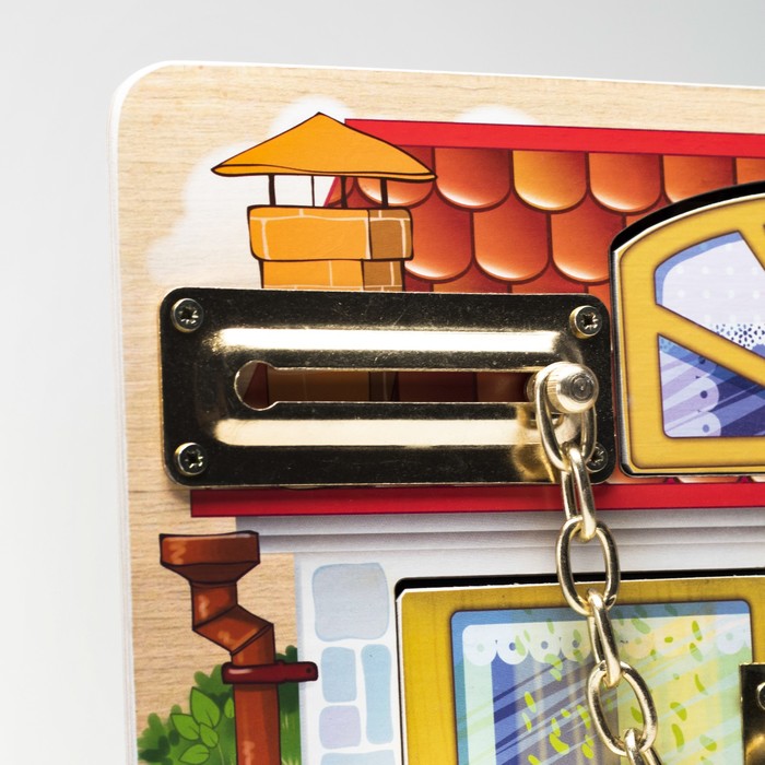 Бизиборд "Домик с замочками"