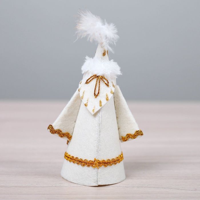 Фигурка "Невеста" войлок, ручная работа