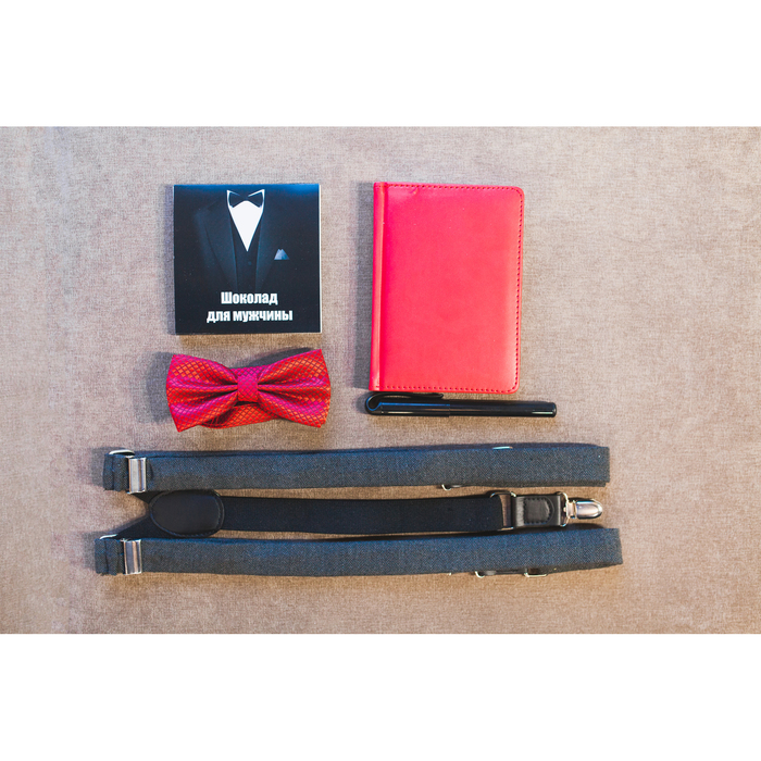 Ежедневник недатированный А6, 136 листов Velvet, искусственная кожа, красный