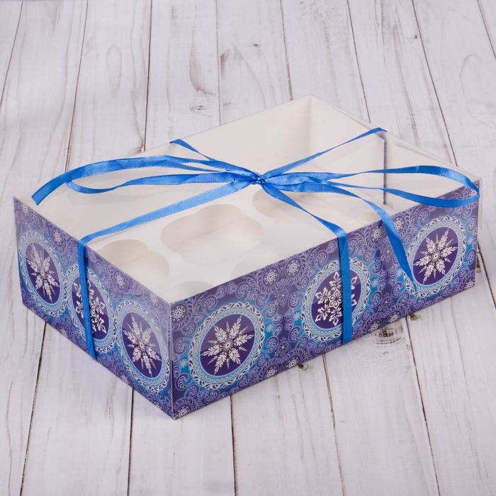 Коробка для капкейка с PVC крышкой «Узорные снежинки», 16 х 23 х 7,5 см