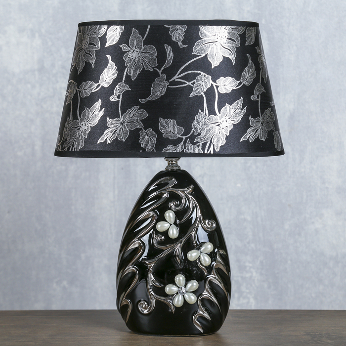 Лампа настольная с абажуром Е14 40 Вт "Жемчужные цветы на чёрном" 39х18х29 см
