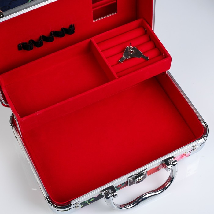 Шкатулка чемодан "Яблоневый цвет на синем" 18х24х10 см