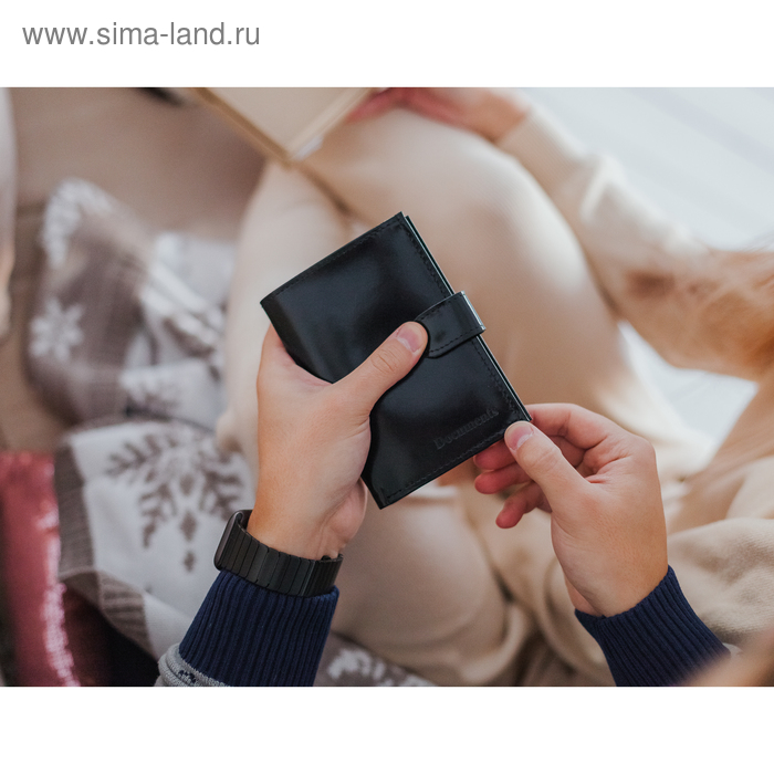Обложка для автодокументов и паспорта на кнопке отдел для купюр 5 карманов для карт цвет чёрный 875₽