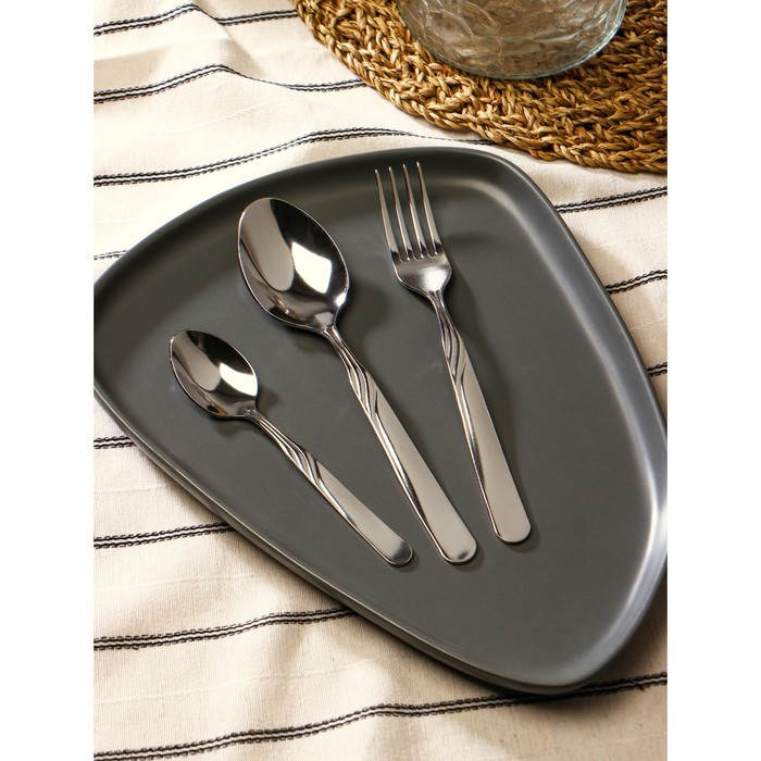 Набор столовый 18 предметов "София", толщина 1,8 мм