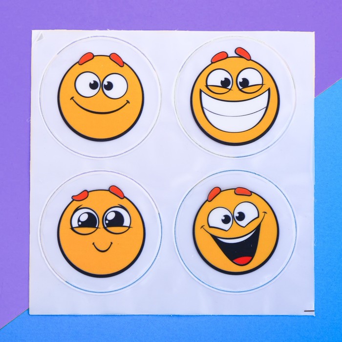 Набор наклеек светоотражающих 4шт "Смайлики", 5 см