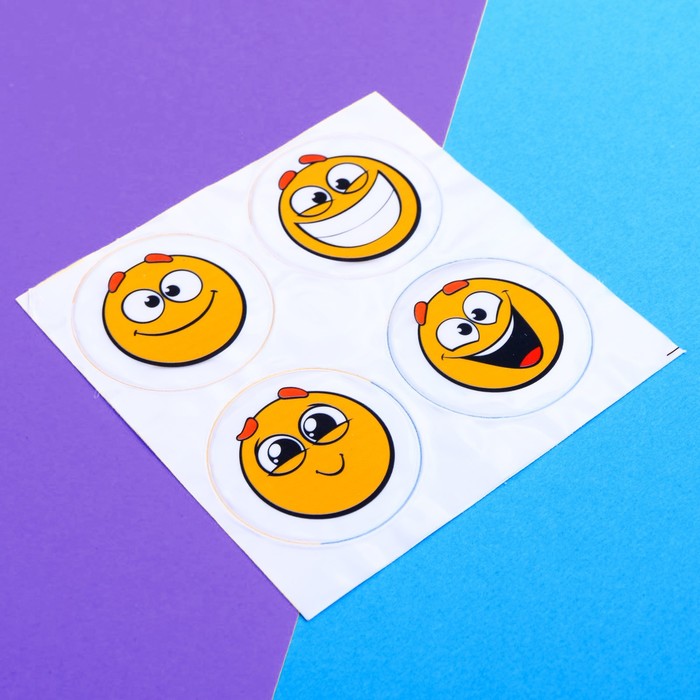 Набор наклеек светоотражающих 4шт "Смайлики", 5 см
