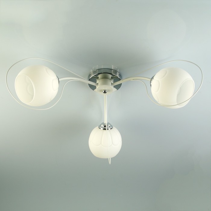 Люстра A373-3 "Валентайн" E27 3х40Вт белый 84х42х20 см