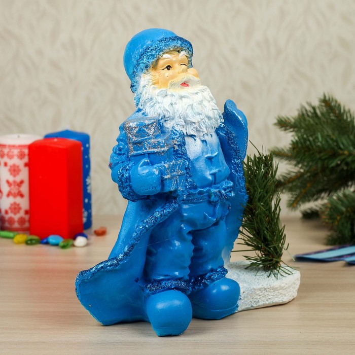 Статуэтка "Дед Мороз с ёлкой", микс