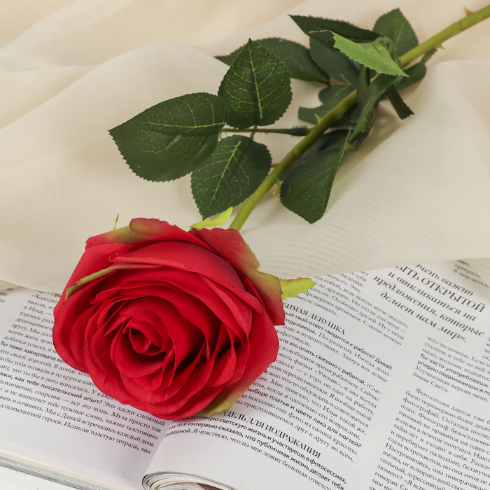 Цветы искусственные "Роза экспрессия" 9,5*66 см, красная