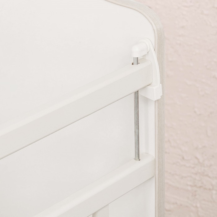 Детская кроватка «Наш малыш» на колёсах или качалке, цвет бежевый